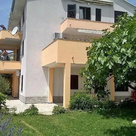 Apartman Modernes Mit Panoramablick Zum Meer Und Ortsmitte - B58602